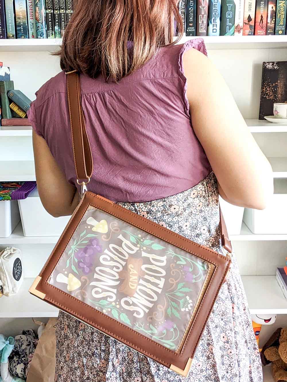 Potions Poisons Dark Academia Book Ita Messenger Bag