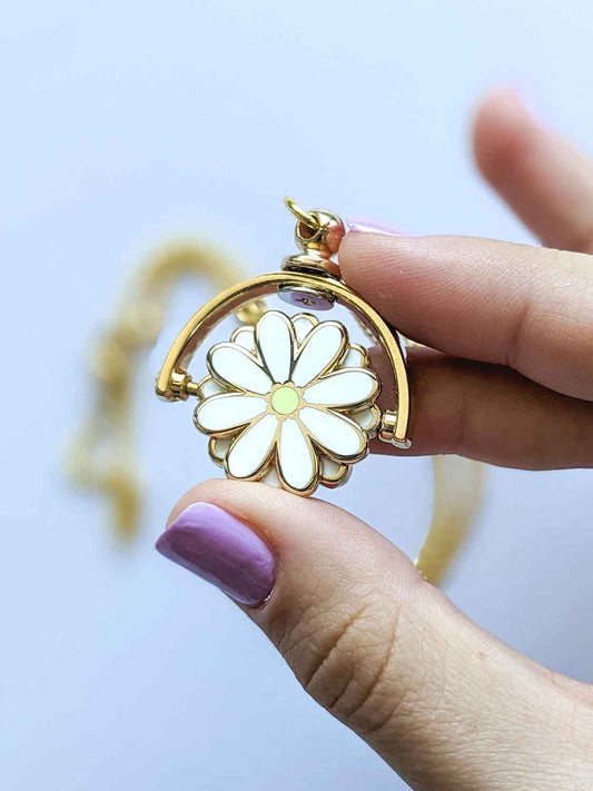 Daisy Fidget Spinner Necklace