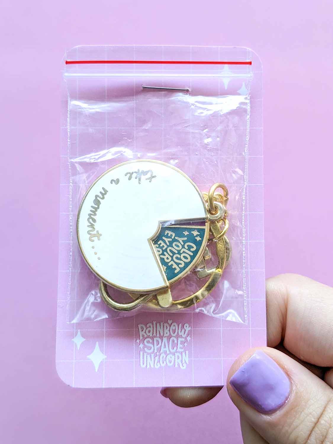 Self Care Spinner Keychain - Close Your Eyes