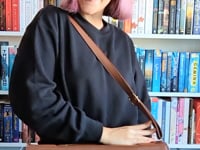 Demonstration video convert bookish bag to backpack