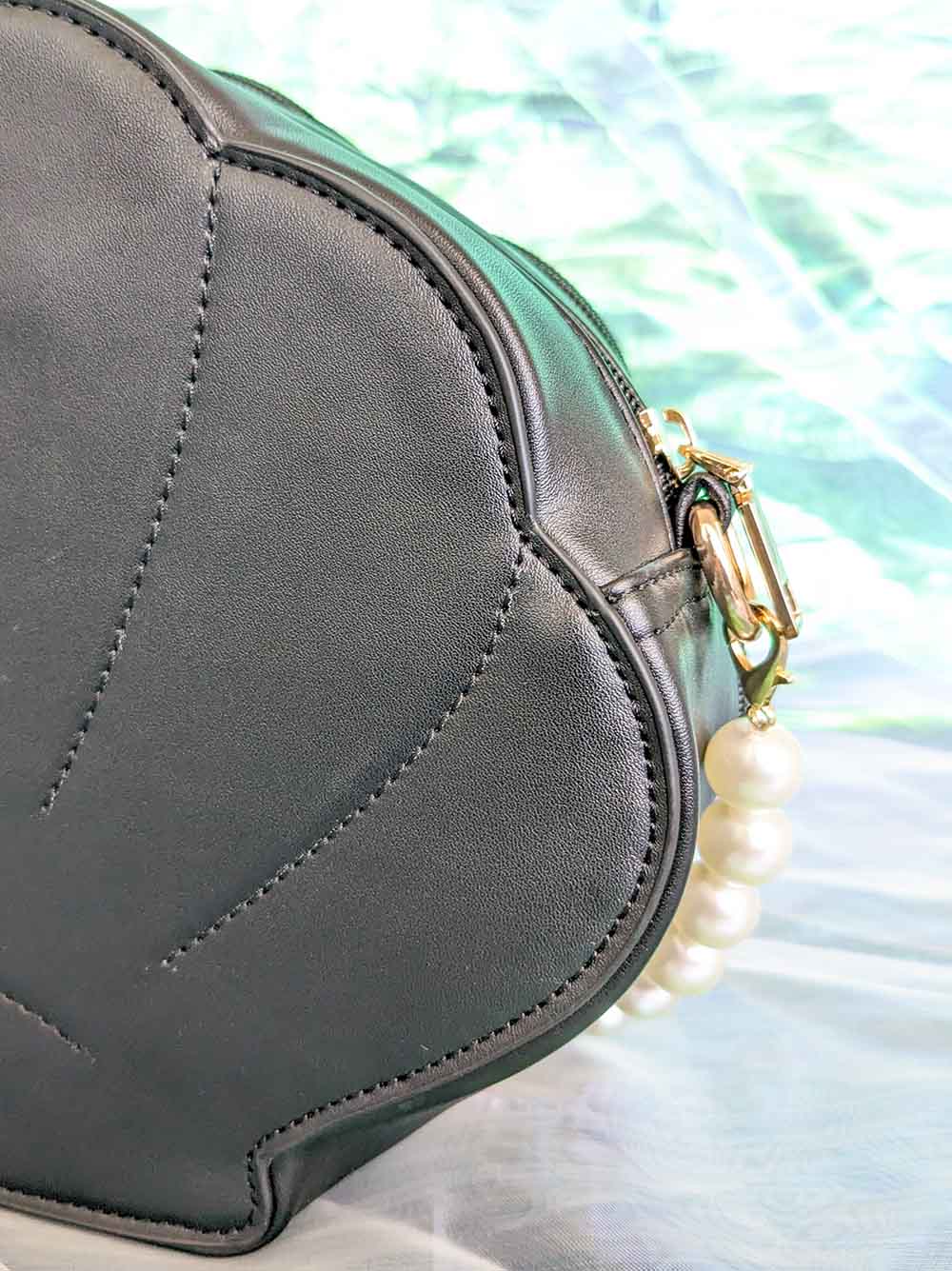 Ursula Little Mermaid Black Shell Ita Handbag Clutch Back