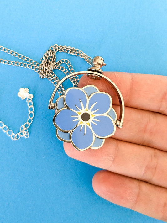 Forget me not blue flower fidget necklace silver