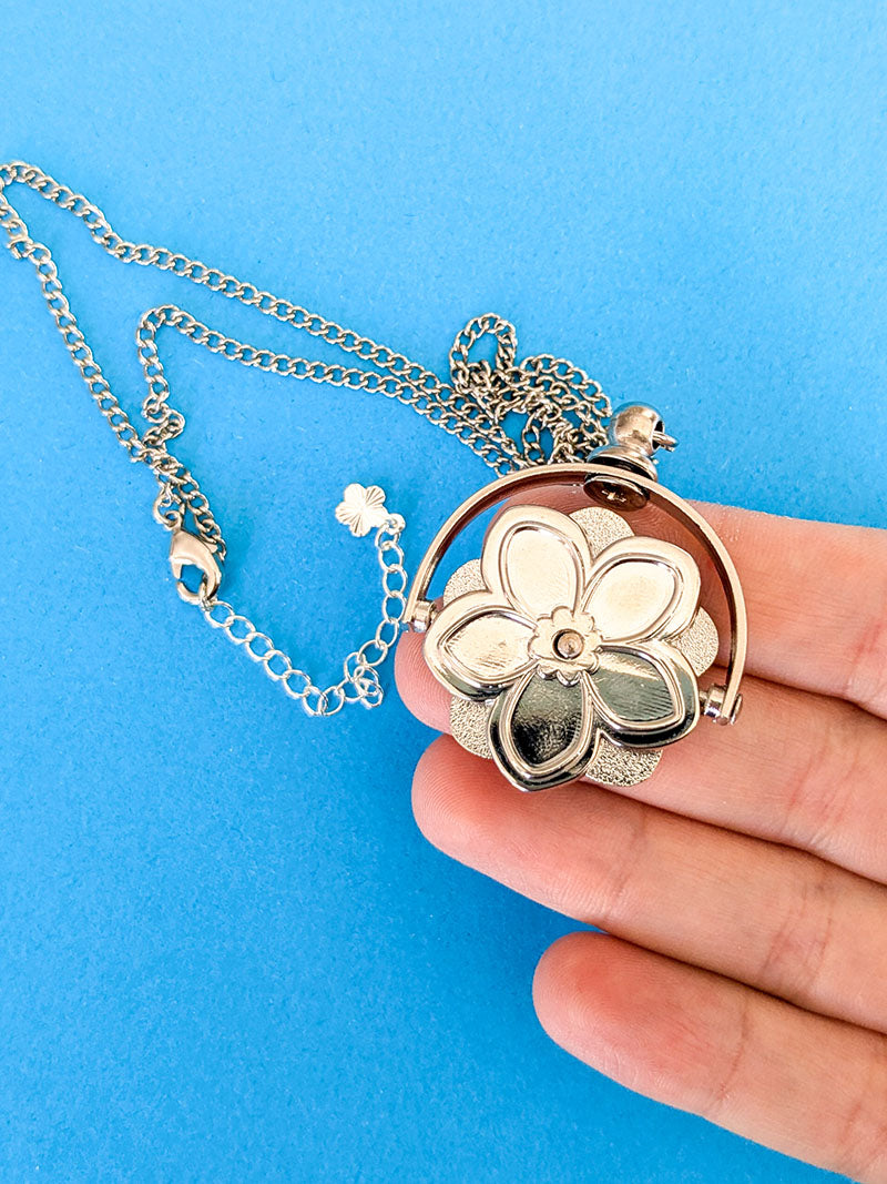 Forget me not blue flower fidget necklace silver back view